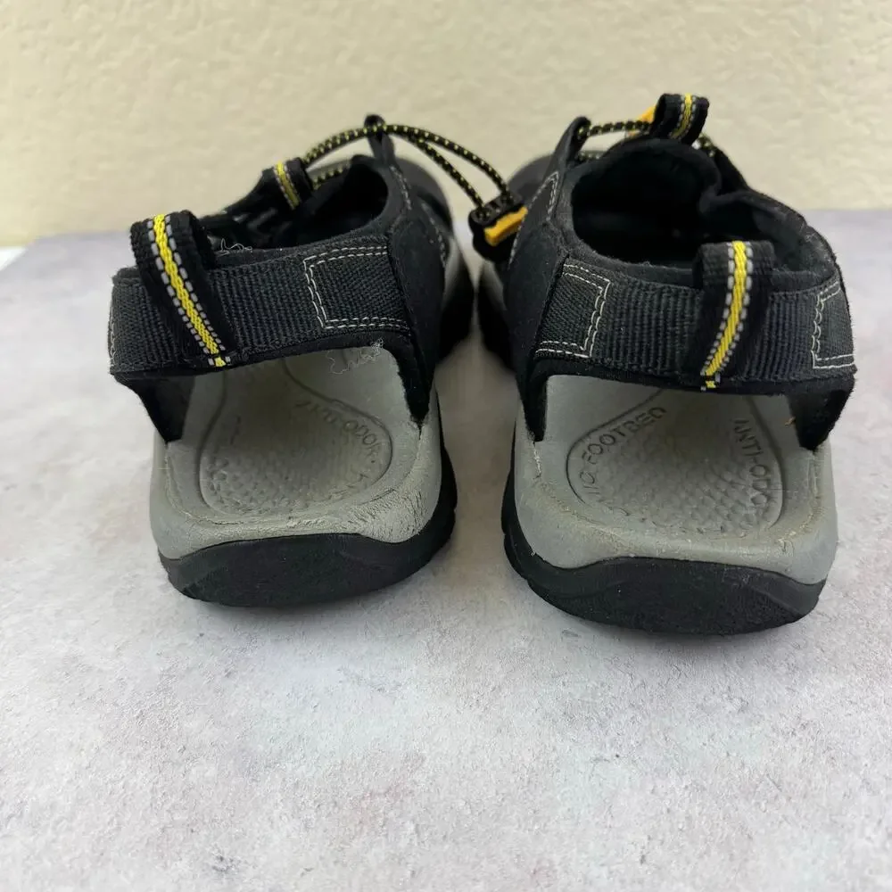 Keen Newport H2 Black Hiking Sandals Men Size 9.5